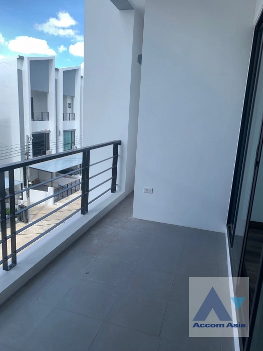15  3 br Townhouse for rent and sale in Sukhumvit ,Bangkok BTS Udomsuk at Cordiz at Udomsuk AA43781