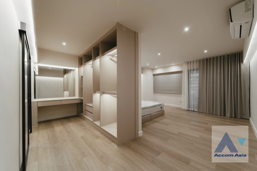 6  5 br Townhouse for rent and sale in Sukhumvit ,Bangkok BTS Phra khanong at Regent 71 AA43782