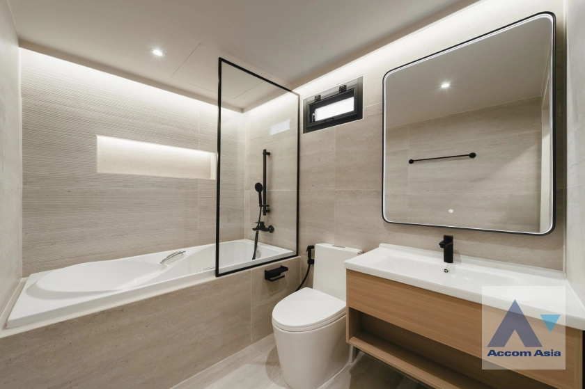 6  5 br Townhouse for rent and sale in Sukhumvit ,Bangkok BTS Phra khanong at Regent 71 AA43783