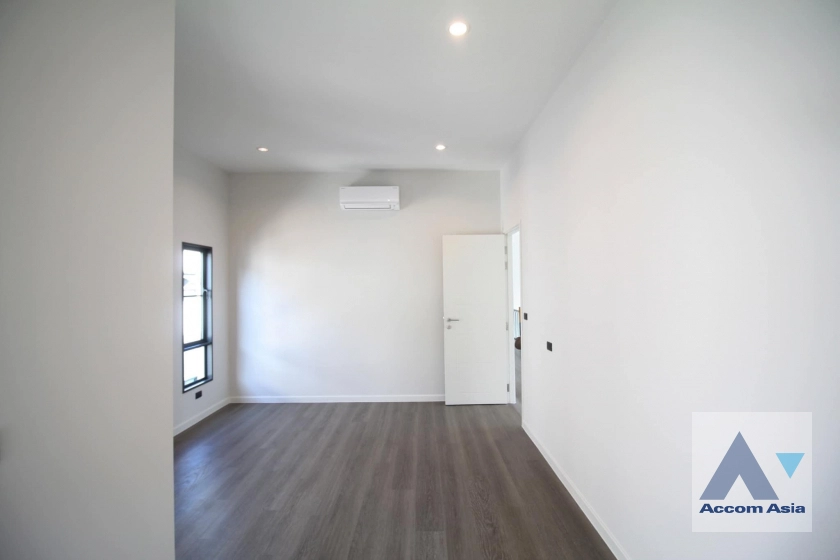 15  5 br House for rent and sale in Samutprakan ,Samutprakan  at Setthasiri Bangna KM.10 AA43785