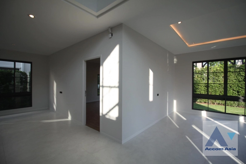 7  5 br House for rent and sale in Samutprakan ,Samutprakan  at Setthasiri Bangna KM.10 AA43785