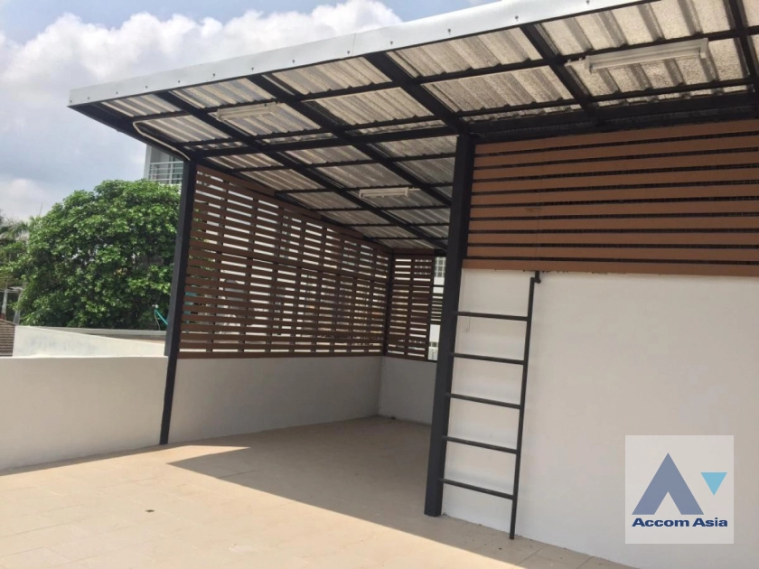 5  3 br House For Rent in Sathorn ,Bangkok MRT Lumphini AA43786