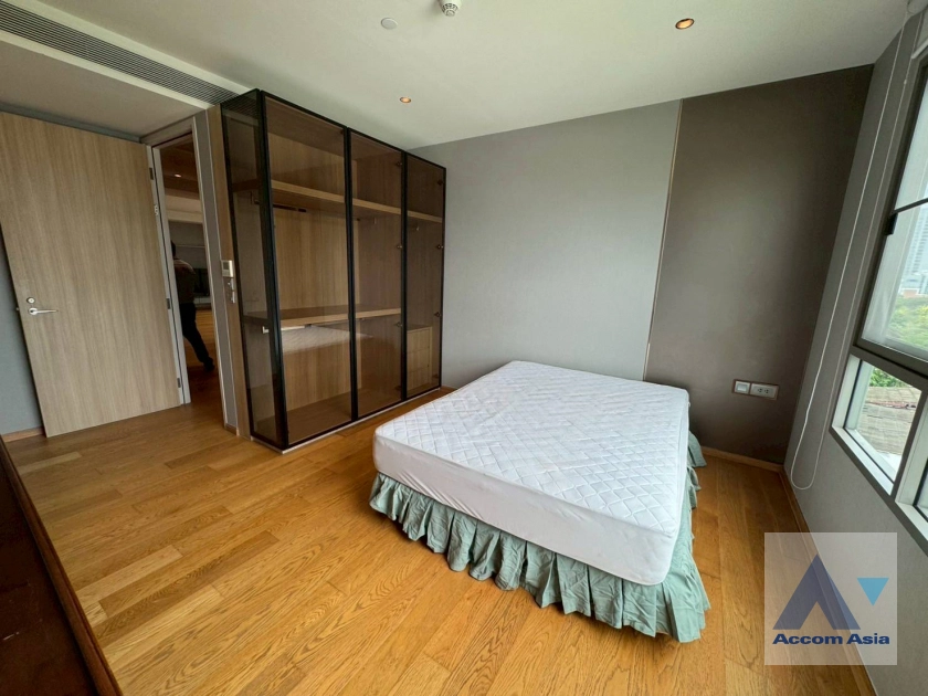 10  2 br Condominium For Rent in Sathorn ,Bangkok MRT Lumphini at Supreme Legend AA43788