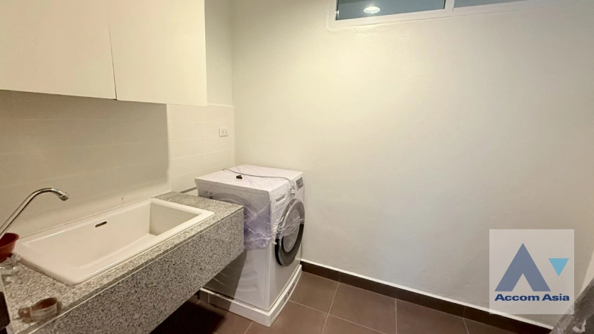 25  2 br Apartment For Rent in Sukhumvit ,Bangkok BTS Thong Lo at Your Living Lifestyle AA43789