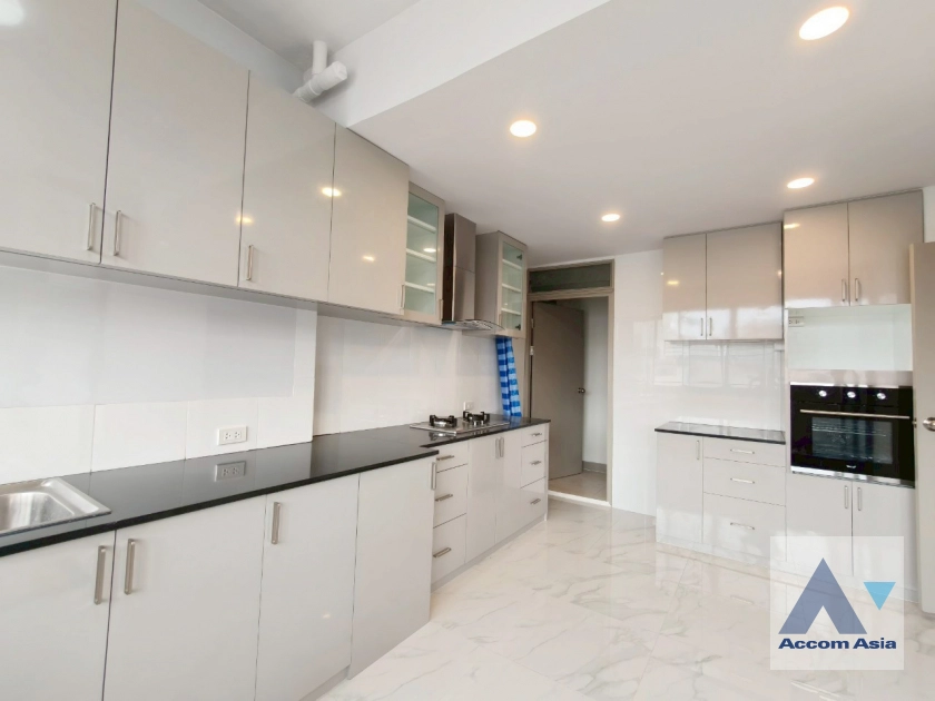 11  3 br Condominium For Rent in Sukhumvit ,Bangkok BTS Thong Lo at Karuehart Thongthip AA43790