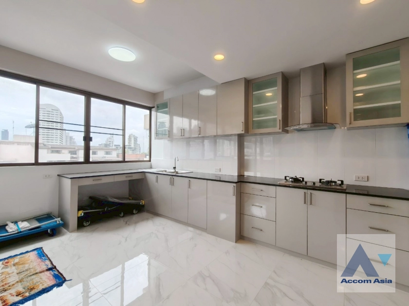 12  3 br Condominium For Rent in Sukhumvit ,Bangkok BTS Thong Lo at Karuehart Thongthip AA43790