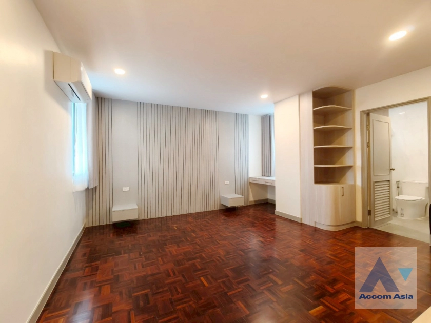 19  3 br Condominium For Rent in Sukhumvit ,Bangkok BTS Thong Lo at Karuehart Thongthip AA43790