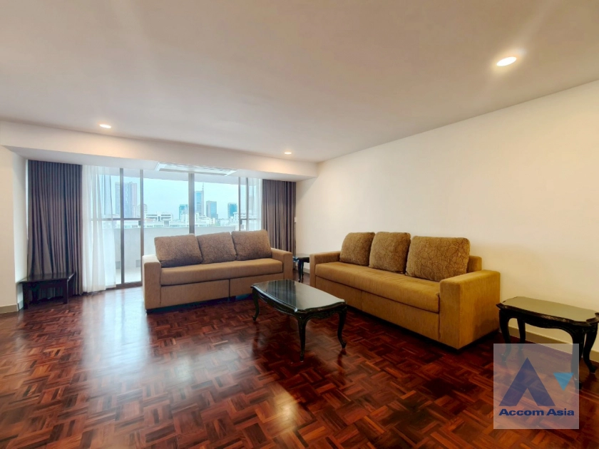 unit 3 Bedrooms  Condominium For Rent in Sukhumvit, Bangkok  near BTS Thong Lo (AA43790)
