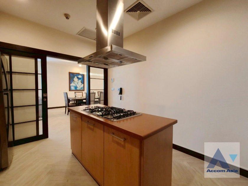10  3 br Apartment For Rent in Sukhumvit ,Bangkok BTS Asok - MRT Sukhumvit at Elegant place for a Pet Friendly AA43796