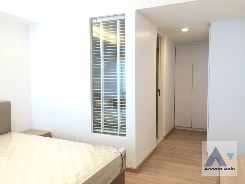 6  2 br Apartment For Rent in Sukhumvit ,Bangkok BTS Phrom Phong at A Cozy Low-Rise Residence 6 Mins Walk From BTS AA43802