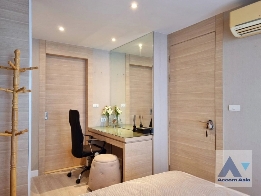 7  1 br Condominium For Rent in Silom ,Bangkok BTS Sala Daeng - BTS Chong Nonsi at Klass Silom AA43821