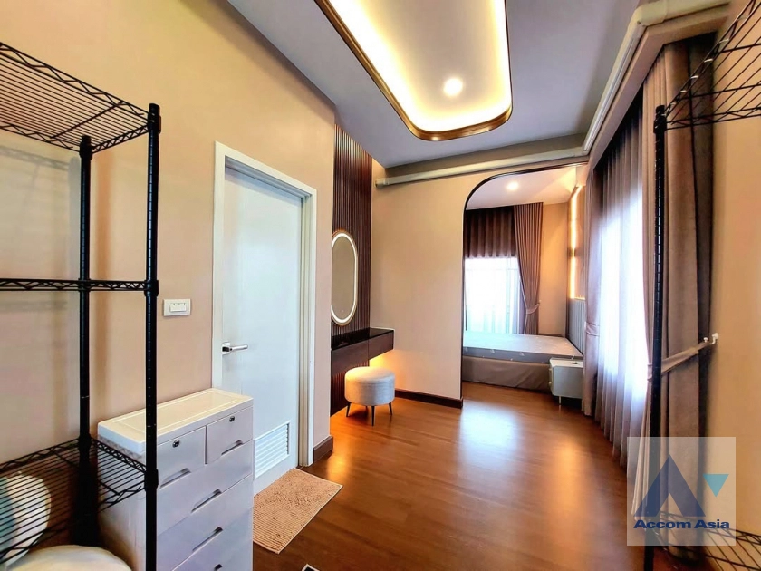 17  4 br House for rent and sale in Latkrabang ,Bangkok  at Grand Britania Rama 9 - Krungthepkreetha AA43823