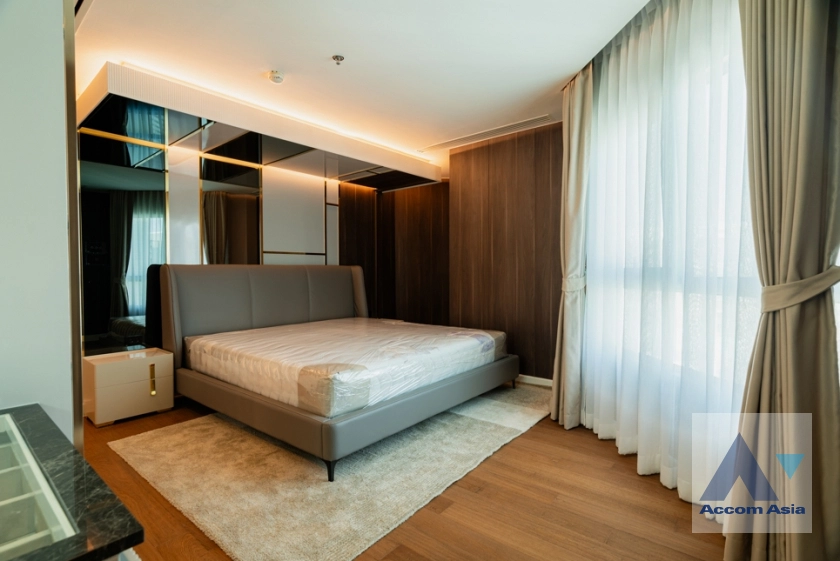 15  3 br Condominium For Sale in Ratchadaphisek ,Bangkok MRT Rama 9 at Belle Grand Rama 9  (Belle Avenue) AA43829