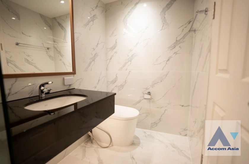 27  3 br Condominium For Sale in Ratchadaphisek ,Bangkok MRT Rama 9 at Belle Grand Rama 9  (Belle Avenue) AA43829