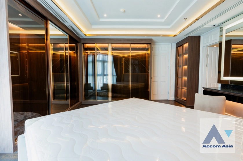 20  3 br Condominium For Sale in Ratchadaphisek ,Bangkok MRT Rama 9 at Belle Grand Rama 9  (Belle Avenue) AA43829