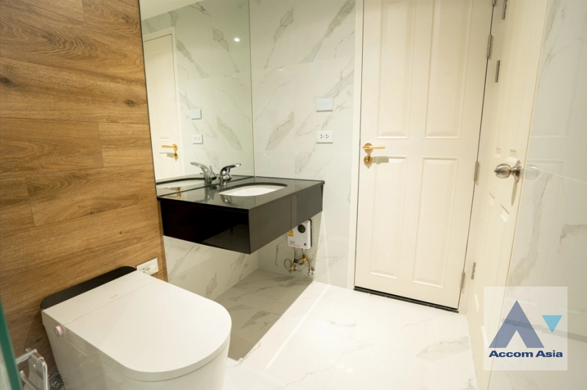 25  3 br Condominium For Sale in Ratchadaphisek ,Bangkok MRT Rama 9 at Belle Grand Rama 9  (Belle Avenue) AA43829