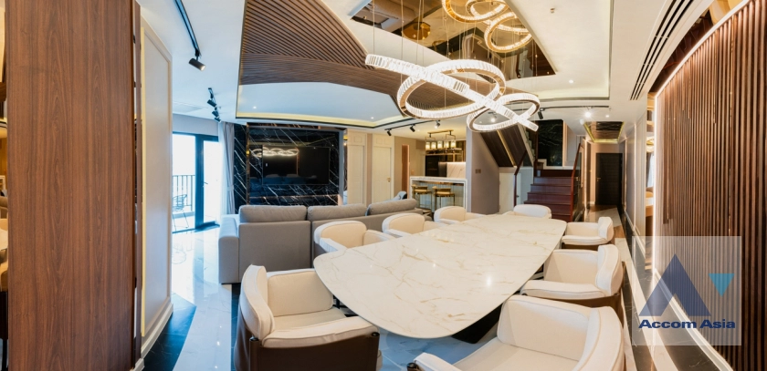 6  3 br Condominium For Sale in Ratchadaphisek ,Bangkok MRT Rama 9 at Belle Grand Rama 9  (Belle Avenue) AA43829