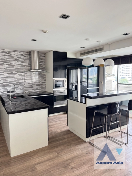 8  3 br Condominium For Rent in Sukhumvit ,Bangkok BTS Thong Lo at Baan Sukhumvit 36 Condominium AA43833