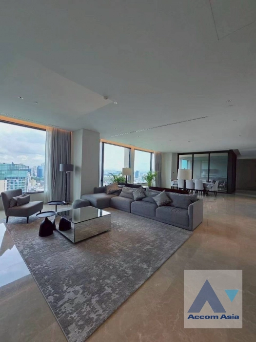  2  4 br Condominium For Rent in Ploenchit ,Bangkok BTS Chitlom at Sindhorn Residence AA43838