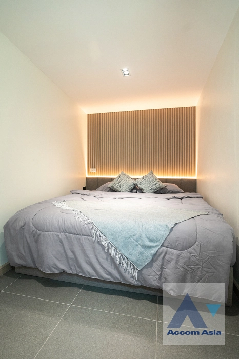 18  3 br House for rent and sale in Ratchadaphisek ,Bangkok MRT Huai Khwang AA43839