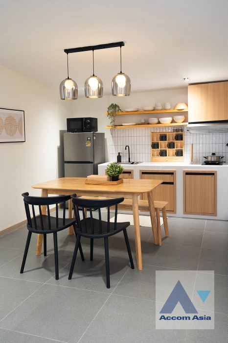 6  3 br House for rent and sale in Ratchadaphisek ,Bangkok MRT Huai Khwang AA43839