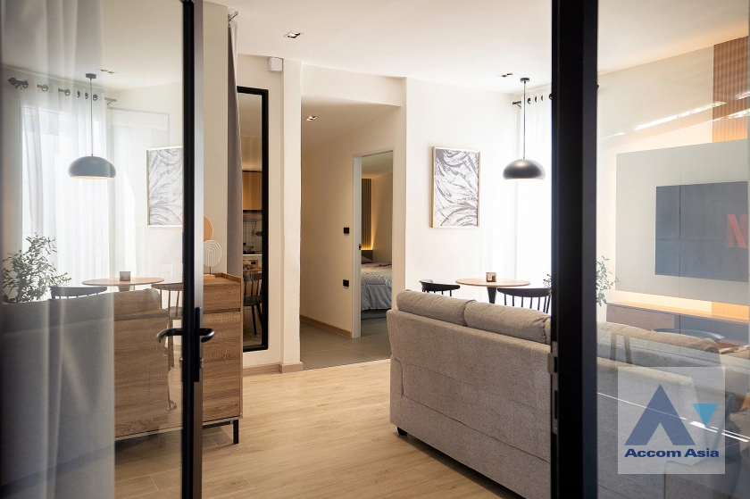 8  3 br House for rent and sale in Ratchadaphisek ,Bangkok MRT Huai Khwang AA43839