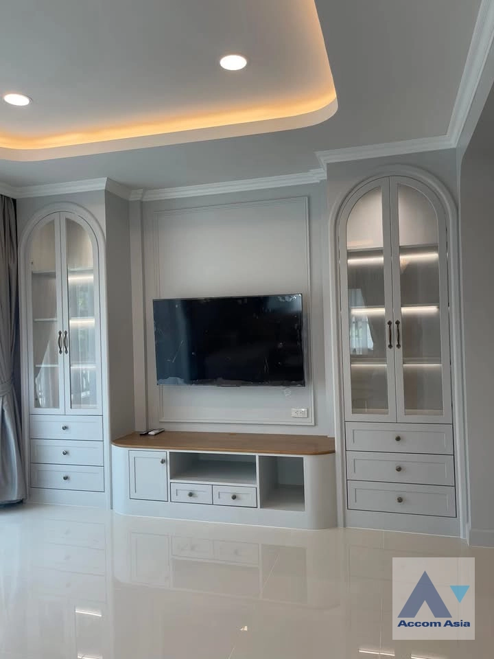 6  4 br House For Rent in Samutprakan ,Samutprakan  at Centro Bangna AA43844