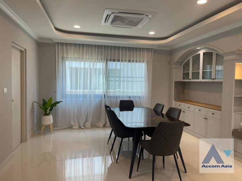  1  4 br House For Rent in Samutprakan ,Samutprakan  at Centro Bangna AA43844