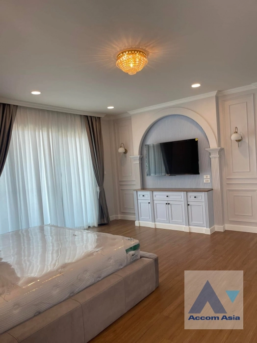 9  4 br House For Rent in Samutprakan ,Samutprakan  at Centro Bangna AA43844