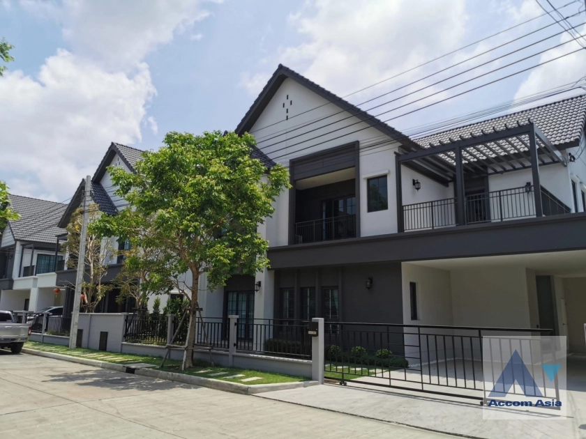  2  5 br House For Rent in Samutprakan ,Samutprakan  at Centro Bangna AA43846