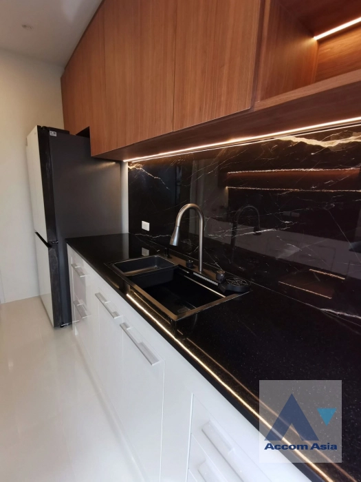 6  5 br House For Rent in Samutprakan ,Samutprakan  at Centro Bangna AA43846