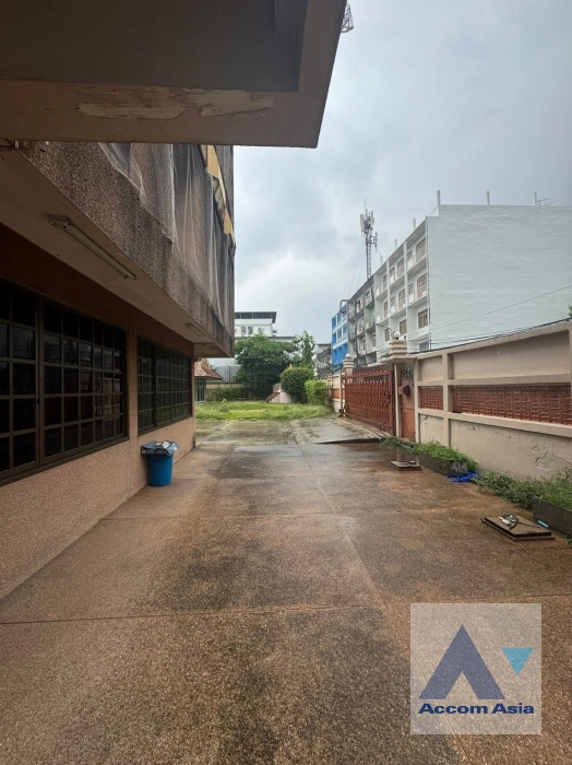 4  Land For Sale in Sukhumvit ,Bangkok BTS On Nut AA43847