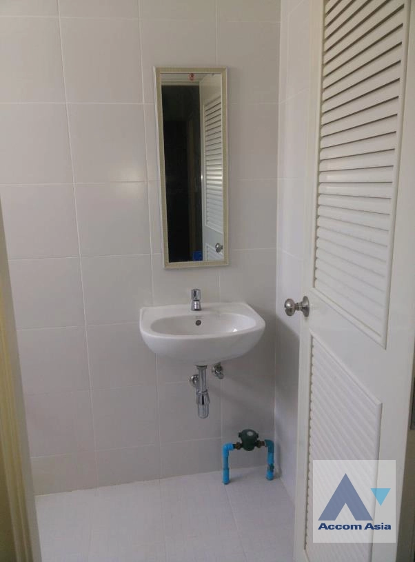 15  5 br Townhouse For Rent in Ramkhamhaeng ,Bangkok  at SRI Town Home Minburi AA43851