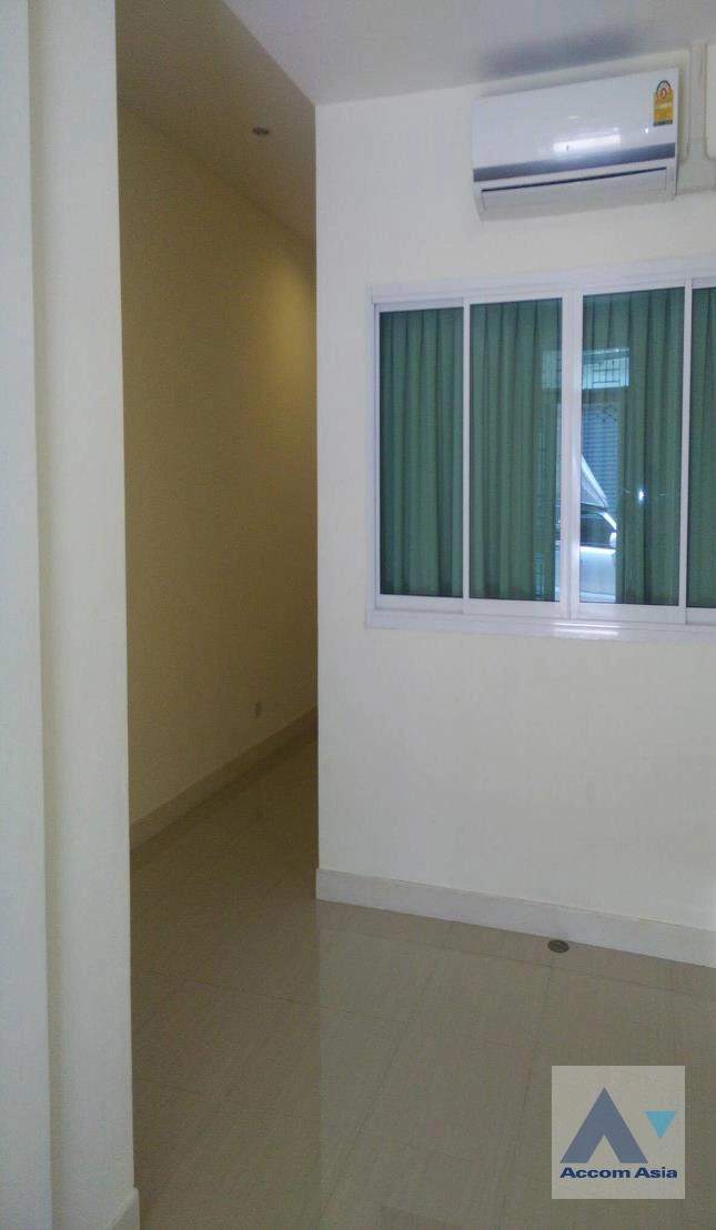 6  5 br Townhouse For Rent in Ramkhamhaeng ,Bangkok  at SRI Town Home Minburi AA43851