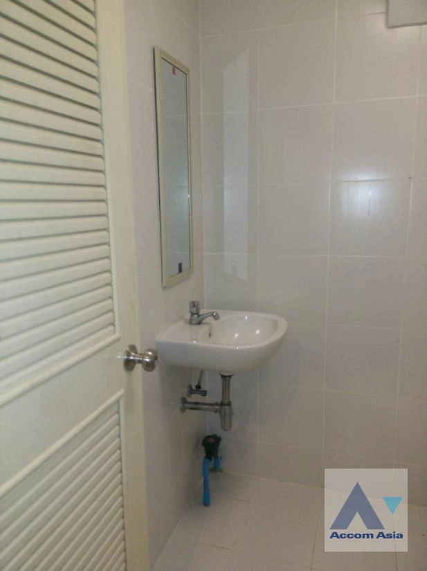 8  5 br Townhouse For Rent in Ramkhamhaeng ,Bangkok  at SRI Town Home Minburi AA43851