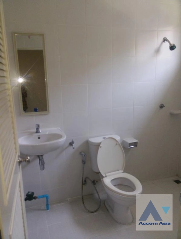 18  5 br Townhouse For Rent in Ramkhamhaeng ,Bangkok  at SRI Town Home Minburi AA43851