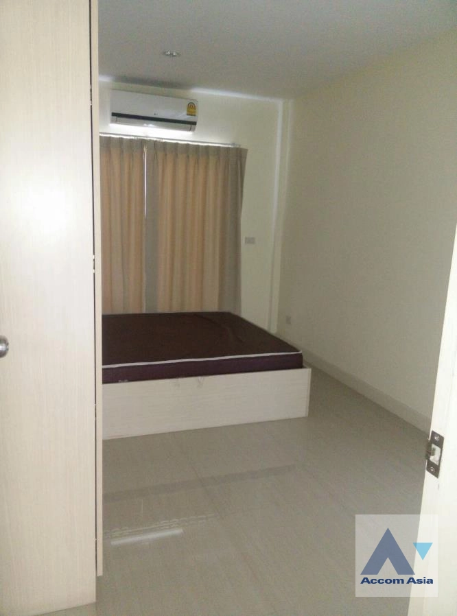 20  5 br Townhouse For Rent in Ramkhamhaeng ,Bangkok  at SRI Town Home Minburi AA43851