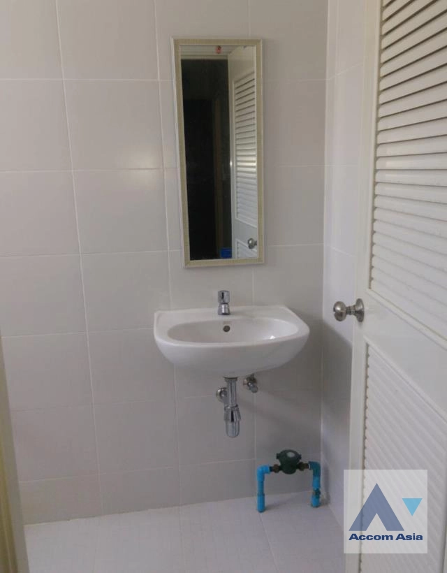 23  5 br Townhouse For Rent in Ramkhamhaeng ,Bangkok  at SRI Town Home Minburi AA43851