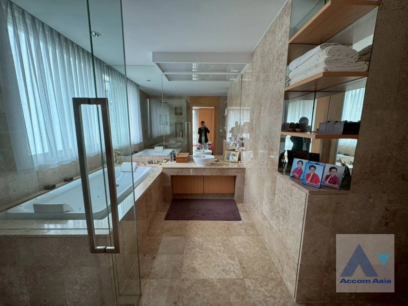 15  4 br House for rent and sale in Sathorn ,Bangkok BTS Chong Nonsi - MRT Khlong Toei at The Trees Sathorn AA43855