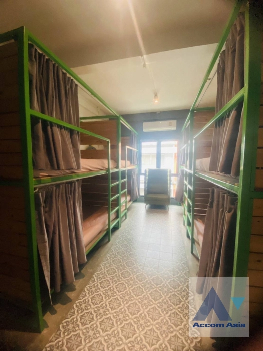 unit Building For Rent & Sale in New Phetchaburi, Bangkok  near BTS Ratchathewi (AA43870)