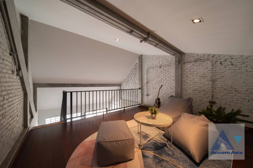 11  3 br Townhouse for rent and sale in Sukhumvit ,Bangkok BTS Phra khanong at Moo Baan Klongtan Nivet AA43873