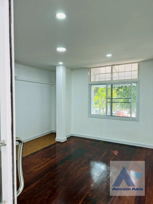 14  4 br House for rent and sale in Sukhumvit ,Bangkok BTS Phra khanong AA43882