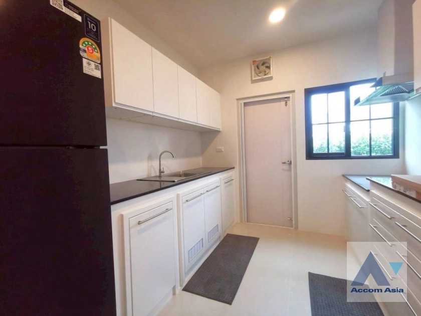 8  4 br House For Rent in Samutprakan ,Samutprakan  at Centro Bangna AA43884