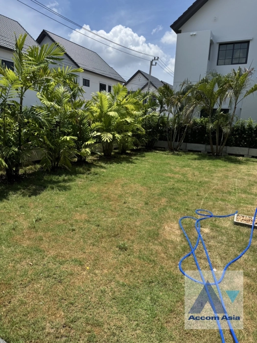 20  4 br House For Rent in Samutprakan ,Samutprakan  at Centro Bangna AA43884