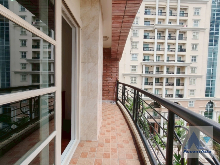 18  3 br Apartment For Rent in Sukhumvit ,Bangkok BTS Phrom Phong at Good maintained AA43886