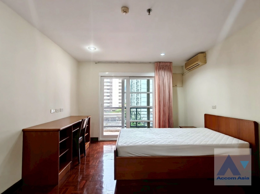 13  3 br Apartment For Rent in Sukhumvit ,Bangkok BTS Phrom Phong at Good maintained AA43886