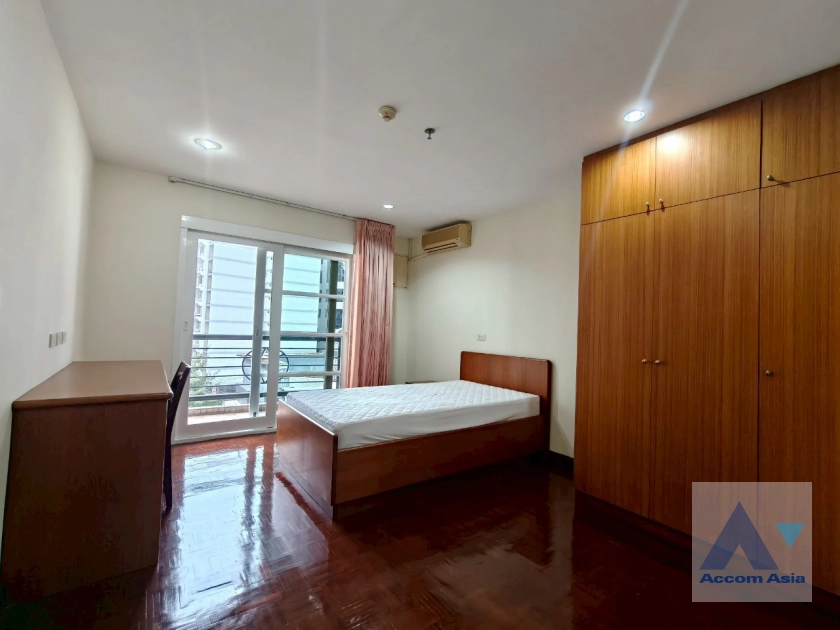 12  3 br Apartment For Rent in Sukhumvit ,Bangkok BTS Phrom Phong at Good maintained AA43886