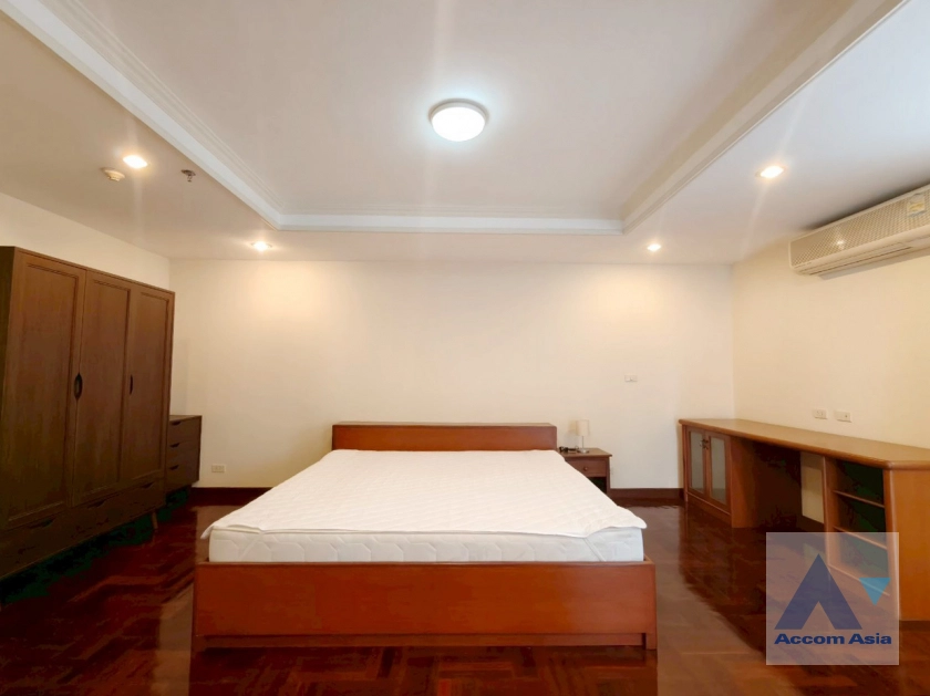 8  3 br Apartment For Rent in Sukhumvit ,Bangkok BTS Phrom Phong at Good maintained AA43886