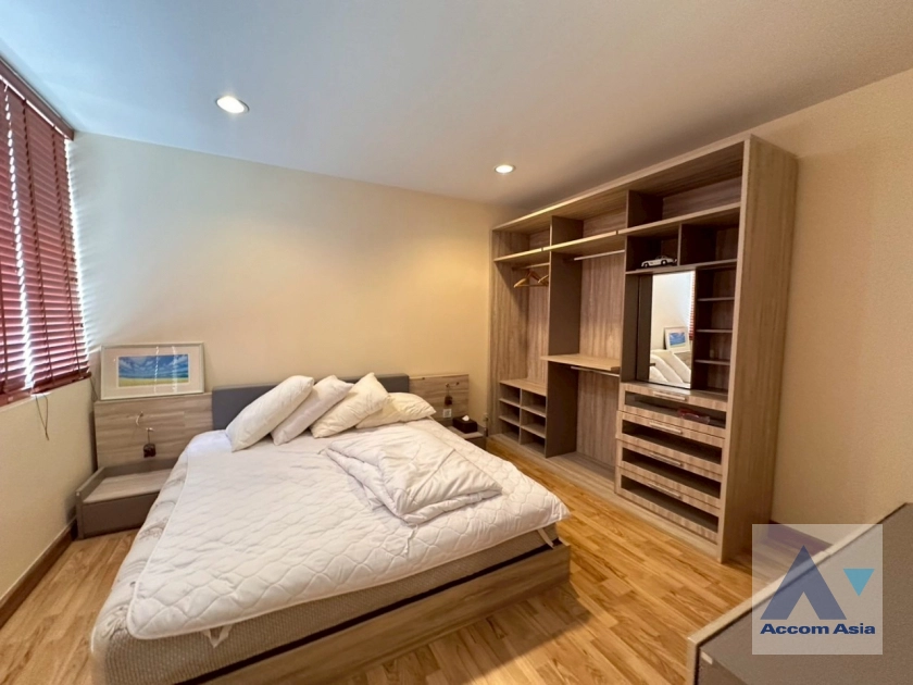 9  2 br House for rent and sale in Sukhumvit ,Bangkok BTS Thong Lo AA43887