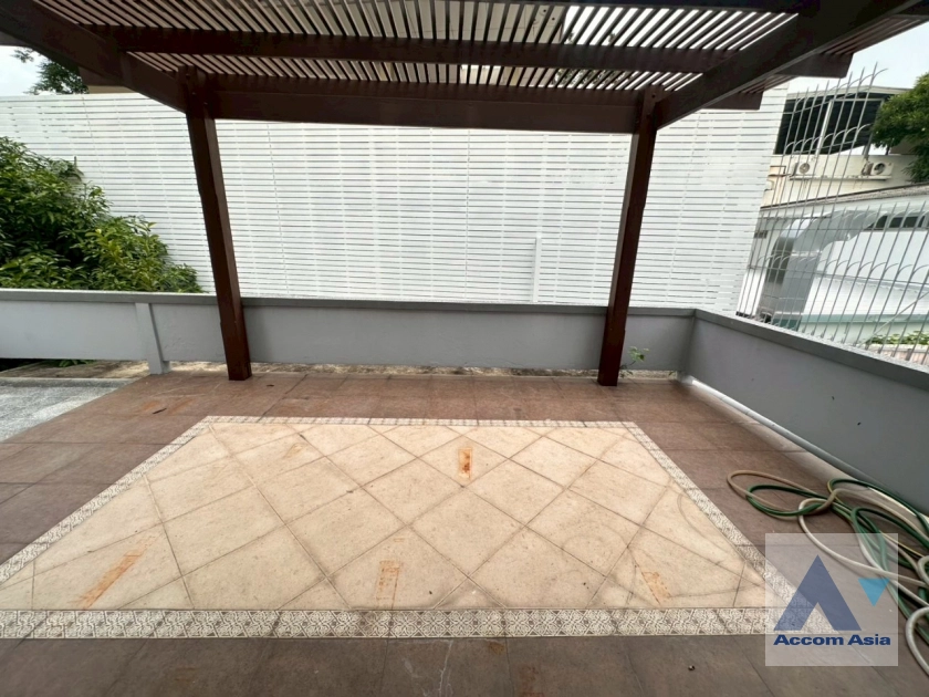 12  3 br House For Rent in Sukhumvit ,Bangkok  AA43898